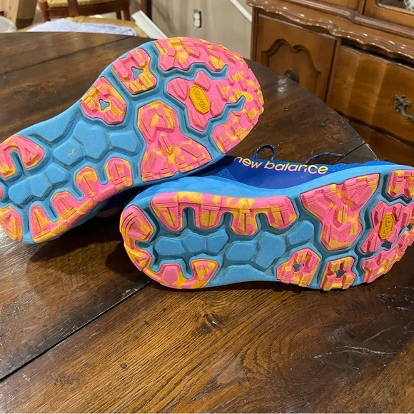 Womens New Balance Fresh Foam More Tr V2 Serene Blue/Vibrant Apricot 10 D Wide - Picture 8 of 10